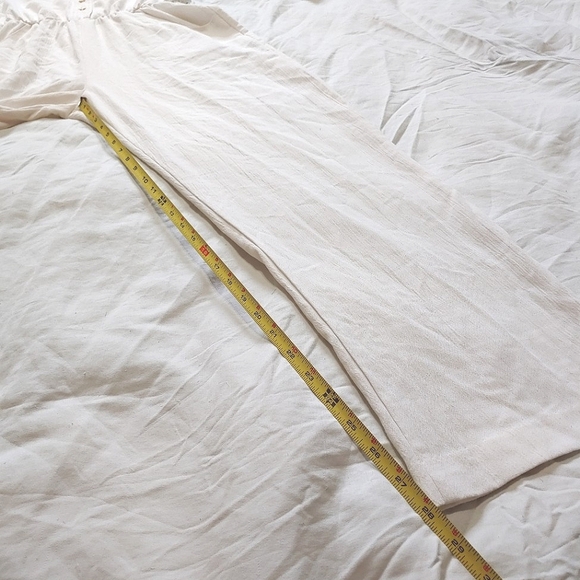 Vintage White Pocket Jumpsuit with Half Button Closure Size 9 - Picture 16 of 16